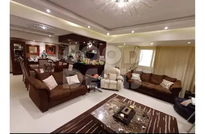 شقة - 3 غرف نوم - 2 حمامات للبيع في ميدان الحجاز - النزهة - القاهرة