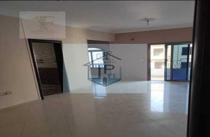 شقة - 3 غرف نوم - 2 حمامات للايجار في عمارات البنفسج - البنفسج - مدينة القاهرة الجديدة - القاهرة