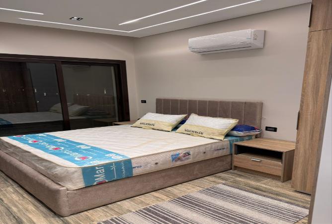7983916 - Property Image 2