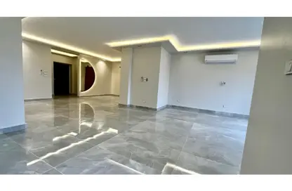 Apartment - 3 Bedrooms - 3 Bathrooms for rent in Mountain View Hyde Park - 5th Settlement Compounds - The 5th Settlement - New Cairo City - Cairo