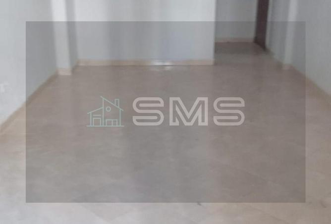 8254430 - Property Image 2