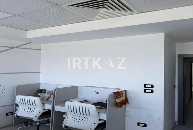 8384001 - Property Image 2