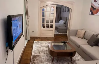 Apartment - 2 Bedrooms - 1 Bathroom for rent in Mahmoud Azmy St. - Zamalek - Cairo