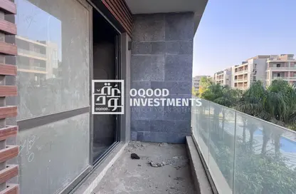 Apartment - 3 Bedrooms - 2 Bathrooms for sale in El Patio Oro - 5th Settlement Compounds - The 5th Settlement - New Cairo City - Cairo