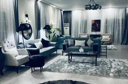 Villa - 4 Bedrooms - 5 Bathrooms for rent in Madinaty - Cairo