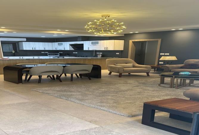 8075890 - Property Image 3