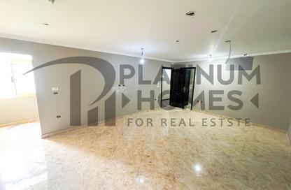 Apartment - 4 Bedrooms - 3 Bathrooms for sale in Glim - Hay Sharq - Alexandria