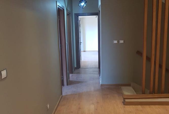 8432402 - Property Image 2