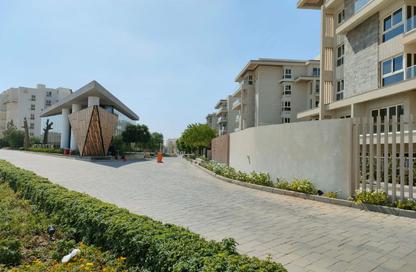 Apartment - 3 Bedrooms - 2 Bathrooms for sale in Mountain View iCity - 5th Settlement Compounds - The 5th Settlement - New Cairo City - Cairo