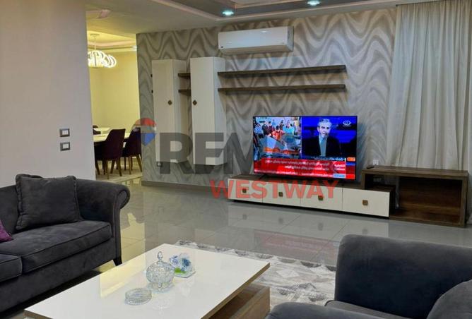 8383116 - Property Image 2