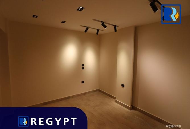 8546010 - Property Image 3