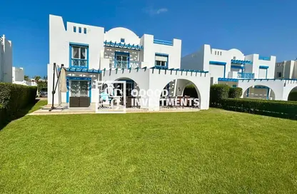 Villa - 3 Bedrooms - 3 Bathrooms for sale in Mountain View - Ras Al Hekma - North Coast