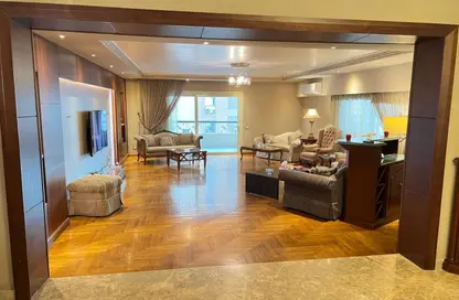 شقة - 4 غرف نوم - 3 حمامات للبيع في طريق القاهره السويس - زهراء المعادي - حي المعادي - القاهرة