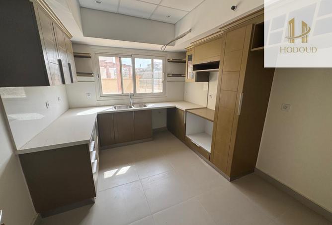 8388903 - Property Image 2