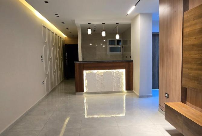 8220494 - Property Image 3