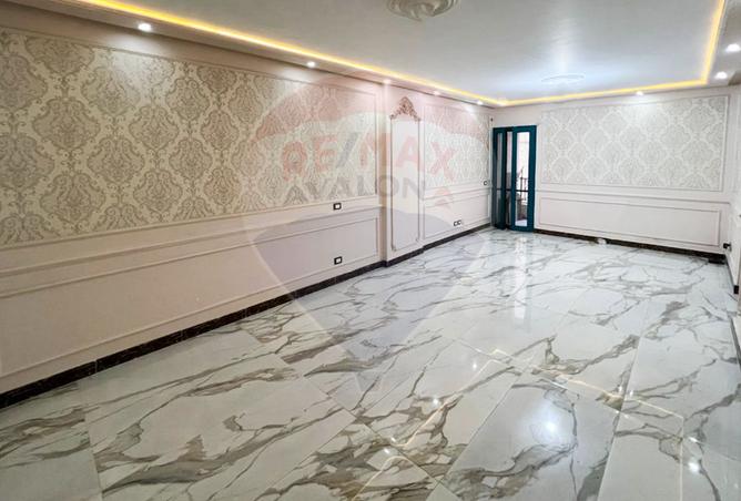 8238026 - الصورة الرئيسية للعقار