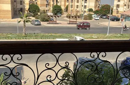 Apartment - 3 Bedrooms - 2 Bathrooms for sale in Al Amal St. - Sheikh Zayed City - Giza