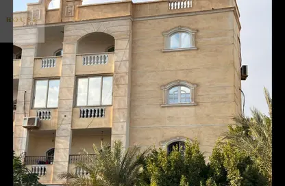 Apartment - 3 Bedrooms - 2 Bathrooms for sale in 1st District - Sheikh Zayed City - Giza