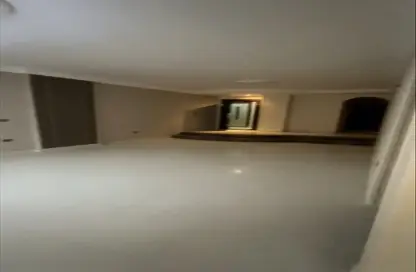 Apartment - 3 Bedrooms - 3 Bathrooms for sale in El Narges Buildings - Al Narges - New Cairo City - Cairo