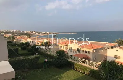 Chalet - 2 Bedrooms - 3 Bathrooms for sale in La Vista 1 - La Vista - Al Ain Al Sokhna - Suez