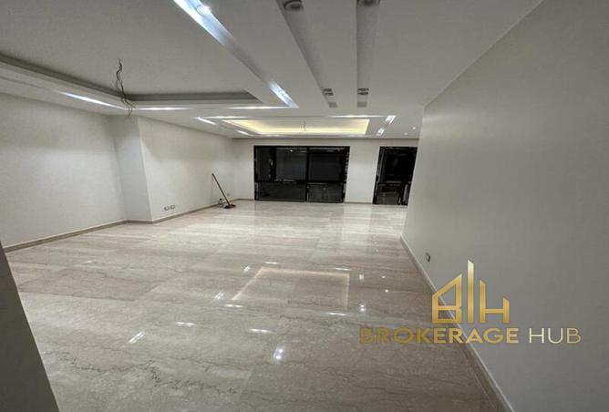 8098694 - Property Image 2