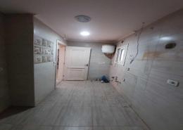 شقة - 3 غرف نوم - 2 حمامات for للايجار in شارع الزهراء - الدقي - الجيزة