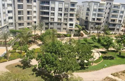 Apartment - 2 Bedrooms - 3 Bathrooms for sale in Hyde Park - 5th Settlement Compounds - The 5th Settlement - New Cairo City - Cairo