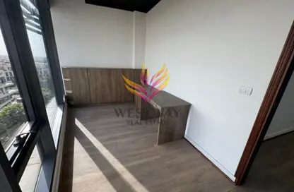 مساحات مكتبية - استوديو - 1 حمام للايجار في اركان بلازا - محور 26 يوليو - الشيخ زايد - الجيزة