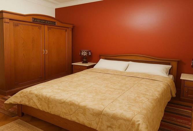 8165816 - Property Image 2