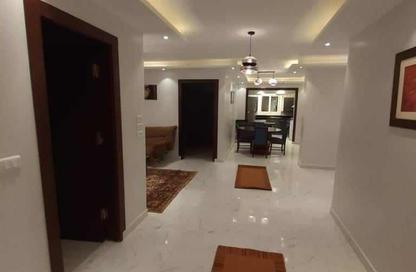 Apartment - Studio - 1 Bathroom for rent in Al Hegaz St. - Roxy - Heliopolis - Masr El Gedida - Cairo
