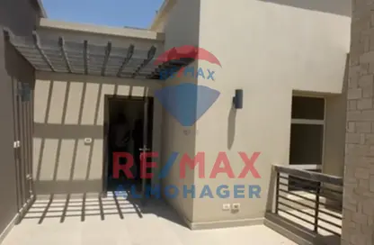 Duplex - 3 Bedrooms - 2 Bathrooms for rent in New Giza - Cairo Alexandria Desert Road - 6 October City - Giza