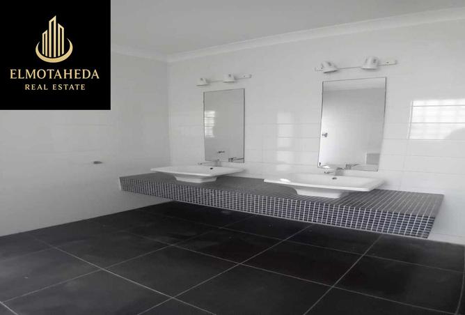 8104925 - Property Image 3