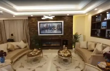 Villa - 7+ Bedrooms - 7+ Bathrooms for rent in Street 48 - District 2 - The 5th Settlement - New Cairo City - Cairo