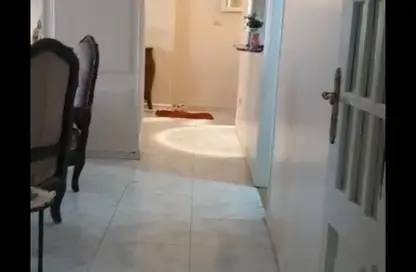 شقة - 3 غرف نوم - 2 حمامات للبيع في شارع عباس العقاد - المنطقة الأولى - مدينة نصر - القاهرة