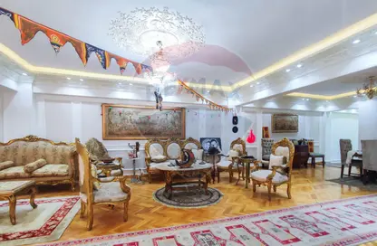 Apartment - 4 Bedrooms - 3 Bathrooms for sale in Abdelhamid Al Abady St. - Roushdy - Hay Sharq - Alexandria