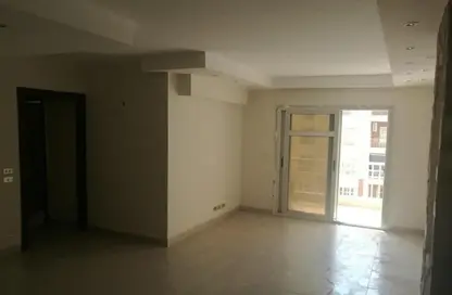 Apartment - 2 Bedrooms - 2 Bathrooms for rent in Madinaty - Cairo