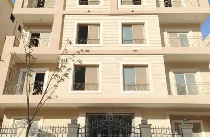 Duplex - 3 Bedrooms - 2 Bathrooms for sale in Bank Center Street - South Teseen St. - The 5th Settlement - New Cairo City - Cairo