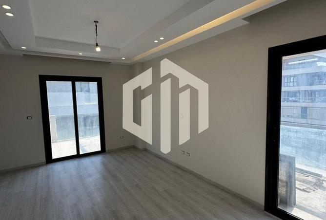 8370365 - Property Image 2