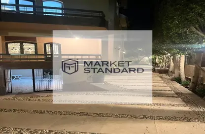 فيلا - 6 غرف نوم - 5 حمامات للبيع في طريق الشروق - المجاورة الاولي - الحي الثامن - مدينة الشروق - القاهرة