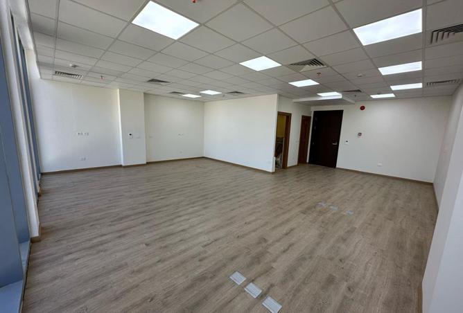 8327821 - Property Image 2