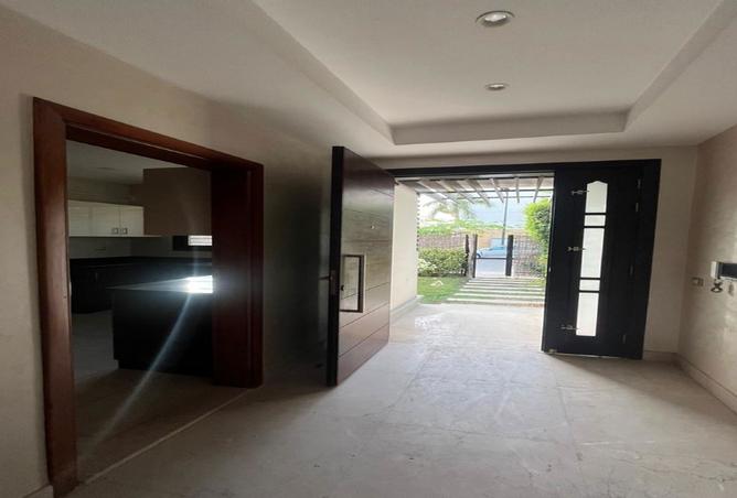 8025547 - Property Image 2