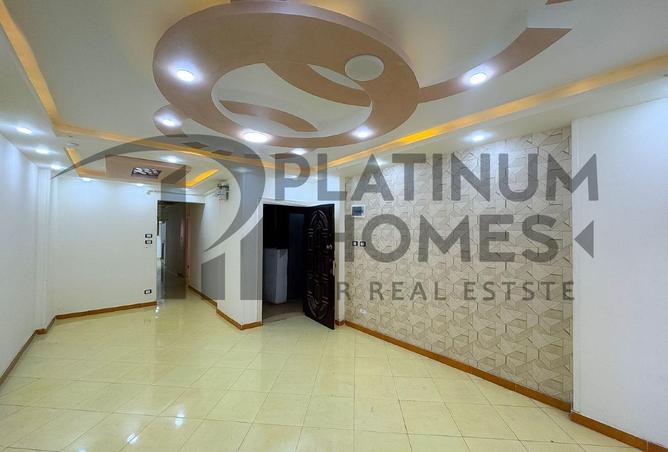 8429822 - Property Main Image