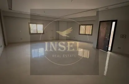 Apartment - 3 Bedrooms - 2 Bathrooms for rent in Al Sadat Axis - The 1st Settlement - New Cairo City - Cairo