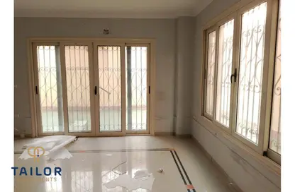 دوبلكس - 6 غرف نوم - 4 حمامات للبيع في محور جمال عبد الناصر - التجمع الثالث - مدينة القاهرة الجديدة - القاهرة