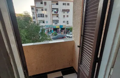 شقة - 2 غرف نوم - 1 حمام للبيع في الحي الحادي عشر - الشيخ زايد - الجيزة