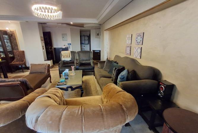 8385371 - Property Image 2