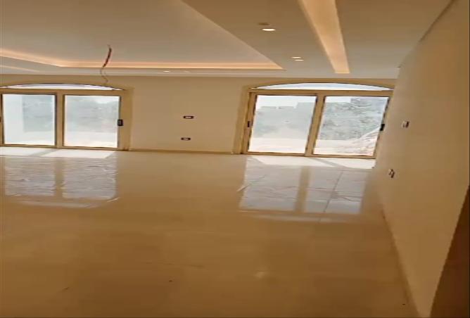 8040392 - Property Main Image