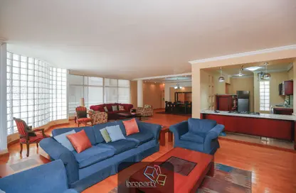 Apartment - 3 Bedrooms - 3 Bathrooms for sale in Kafr Abdo St. - Kafr Abdo - Roushdy - Hay Sharq - Alexandria