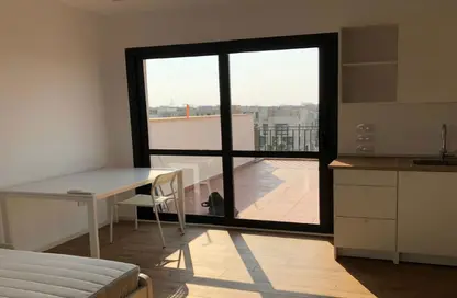 سطح - غرفة نوم - 1 حمام للايجار في ذا كورت ياردز - كمبوندات الشيخ زايد - الشيخ زايد - الجيزة