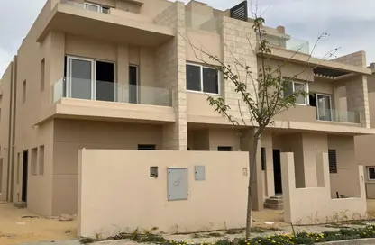 فيلا - 3 غرف نوم - 4 حمامات للبيع في تواني هايد بارك - كمبوندات 6 أكتوبر - مدينة 6 أكتوبر - الجيزة